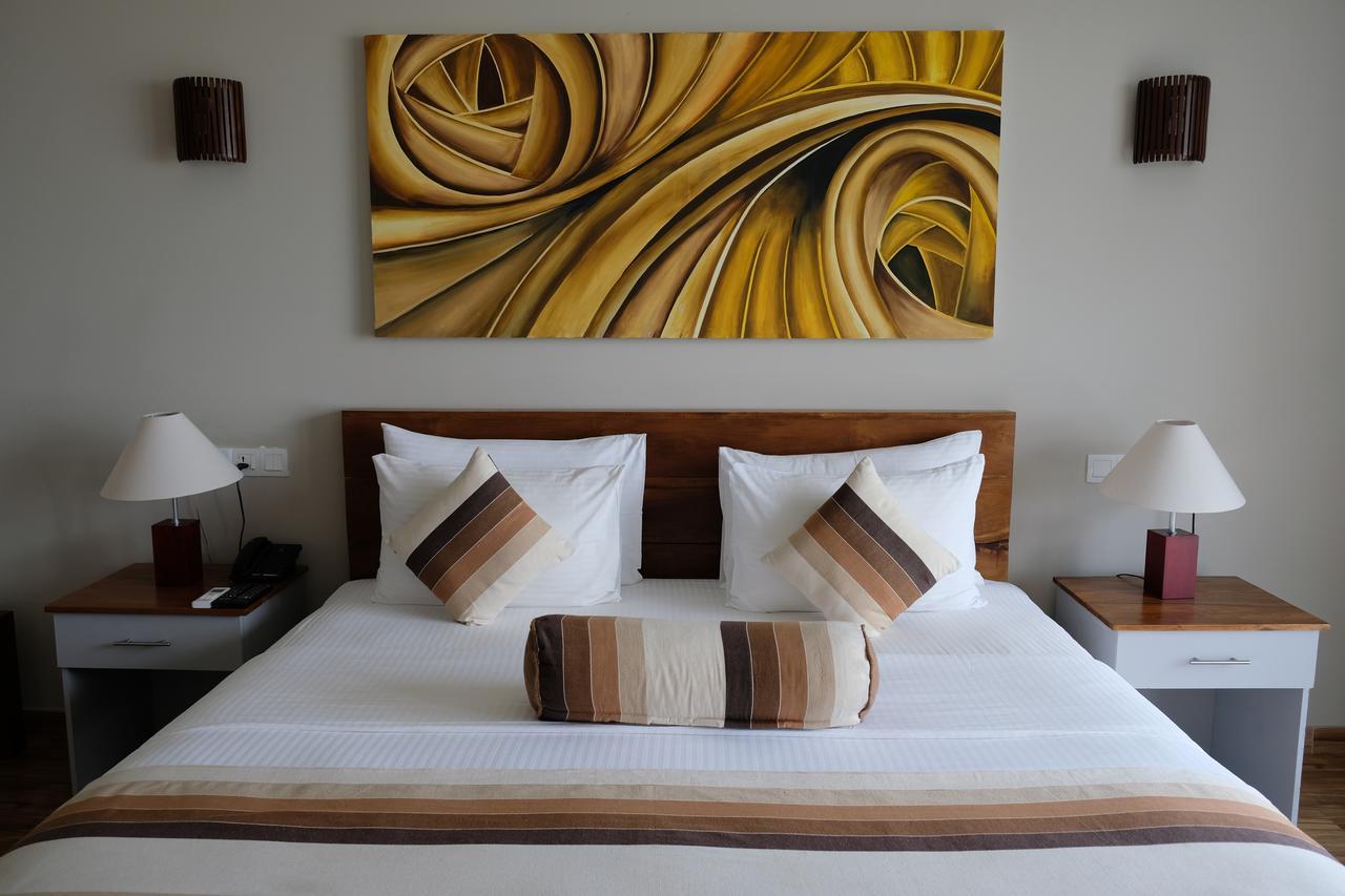 Twenty-Two Weligambay Hotel Weligama Exterior photo
