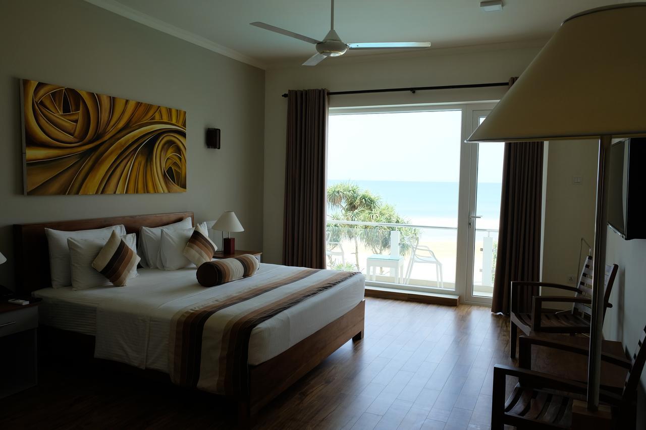 Twenty-Two Weligambay Hotel Weligama Exterior photo