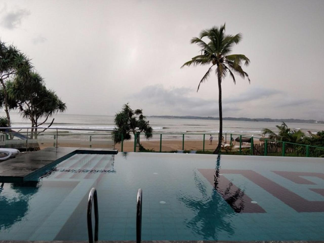 Twenty-Two Weligambay Hotel Weligama Exterior photo