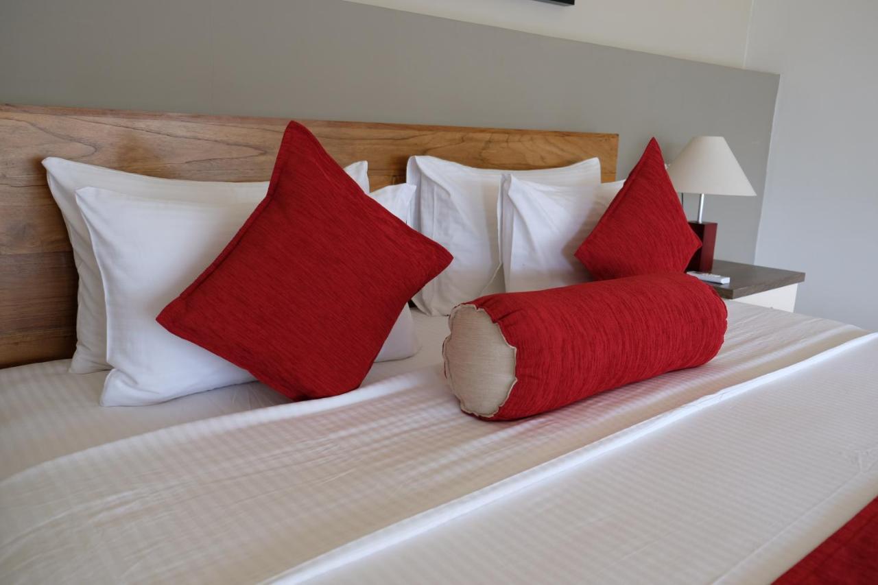 Twenty-Two Weligambay Hotel Weligama Exterior photo